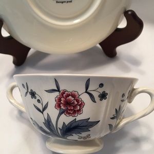 1 Wedgwood-Williamsburg Potpourri Cream Soup Bowl